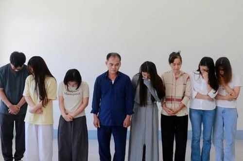 Phá đường dây sản xuất, buôn bán thuốc đông y giả quy mô lớn, móc nối các KOL để bán trên mạng
