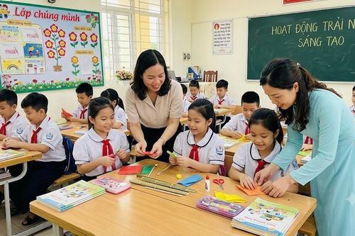 Bỏ 'quỹ lớp, quỹ trường', trường học TP.HCM vẫn tổ chức các hoạt động hiệu quả