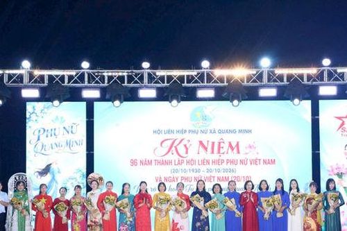 Sôi nổi chương trình văn nghệ rực rỡ sắc hoa của phụ nữ xã Quang Minh