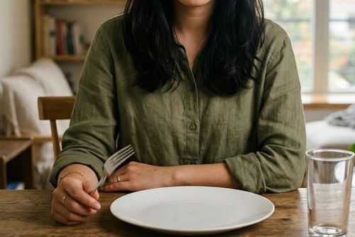 'Nhịn ăn khô' có giúp giảm cân không?