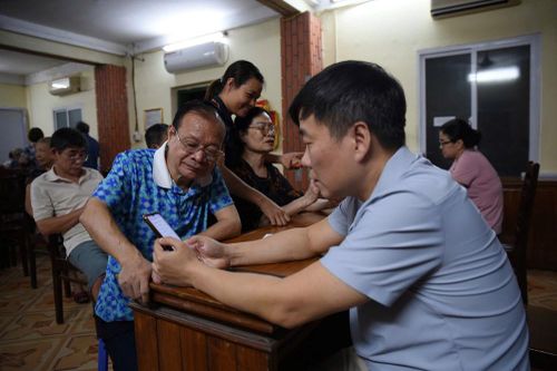 Từ phát biểu bế mạc Hội nghị Trung ương 4 của Tổng Bí thư, Chủ tịch nước Tô Lâm nghĩ về một đất nước mạnh từ bên trong:Đừng số hóa sự rườm rà