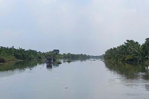 Hải Phòng: Gia hạn trục vớt tàu bị chìm trên sông Hoá đến hết ngày 20.10
