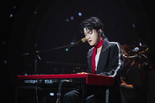 Phía sau hành trình Sao Mai 2026 của Kim Jea Bin là mong ước mẹ tự hào