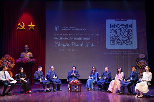 'Chuyện thanh xuân' kết nối tài năng trẻ Trường Đại học Sân khấu - Điện ảnh Hà Nội