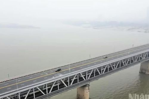 Hà Nội phân luồng giao thông trên cầu Thăng Long từ ngày 22/10