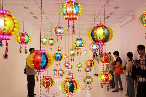 Không gian nghệ thuật từ những điều nhỏ bé thân quen
