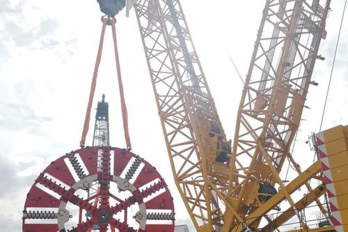 Trung Quốc siết kiểm soát xuất khẩu máy khoan hầm và thiết bị liên quan