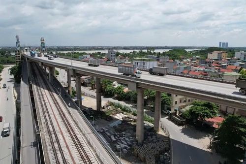Hà Nội phân luồng giao thông trên cầu Thăng Long từ ngày 22/10
