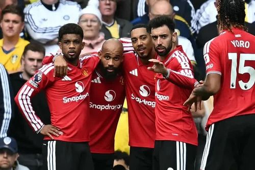 Man Utd lập kỷ lục buồn sau trận hòa Leeds