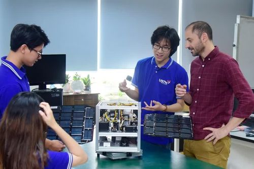 Tuyển sinh, đào tạo Ngành công nghệ chiến lược - STEM: Nơi tạo ra tri thức và công nghệ lõi