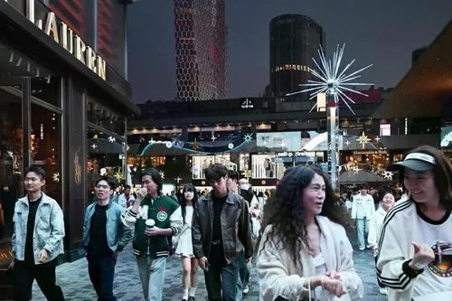 Trung Quốc trở thành 'thiên đường' mua sắm của du khách quốc tế