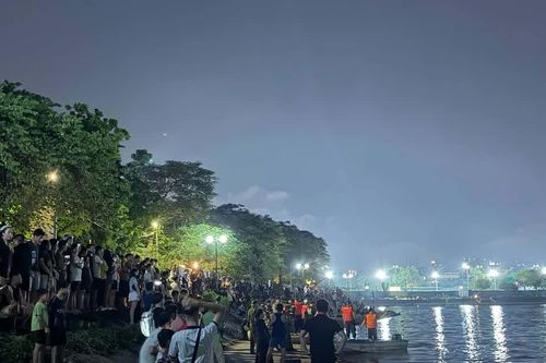 Hà Nội: Hai người tử vong ở hồ Định Công