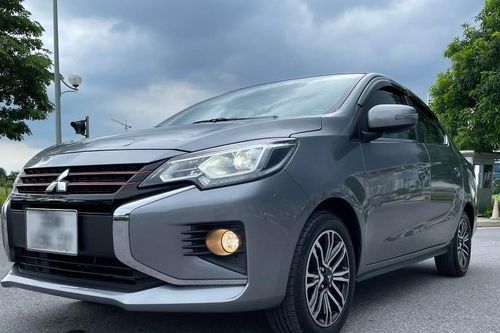 Ngân hàng rao bán cả lô 5 xe ô tô Mitsubishi giá khởi điểm chỉ như 1 xe mới