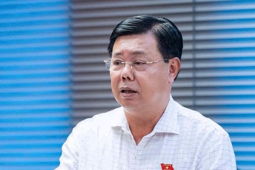 Bộ trưởng Nội vụ chia sẻ về lời nhắn của em nhỏ xin giữ tên trường
