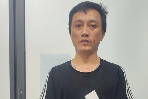 Lời khai của người đi xe đạp điện chặn đầu, đập kính ô tô tải ở TPHCM