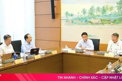 Thủ tướng và ĐBQH các đoàn Hà Tĩnh, Hải Phòng, Lạng Sơn thảo luận các dự án luật