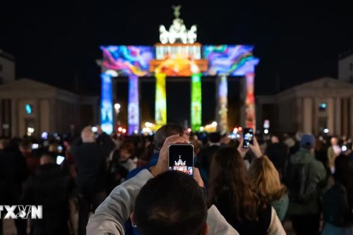Đức: Rực rỡ lễ hội ánh sáng tại thủ đô Berlin