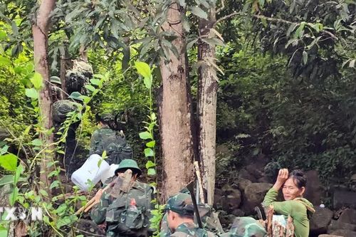 Vượt núi băng rừng tìm kiếm, đưa các liệt sỹ về địa phương an nghỉ