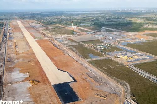 Phát triển mạng đường bay, xúc tiến thương mại và du lịch tỉnh Quảng Trị