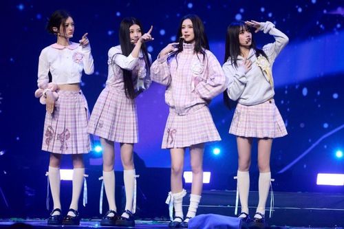 ILLIT gây xôn xao vì concert thưa thớt khán giả, chuyện gì đang xảy ra với nhóm nhạc nhà HYBE?