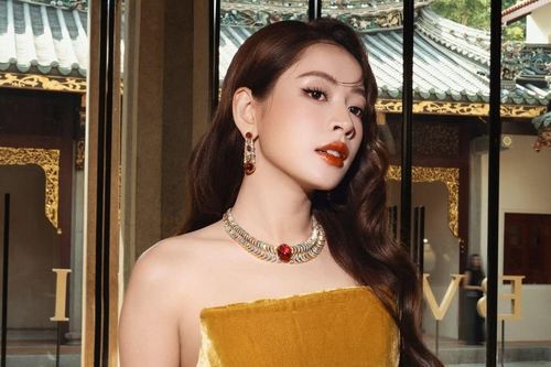 Chi Pu lần đầu lên tiếng về tin đồn hẹn hò với thiếu gia tập đoàn