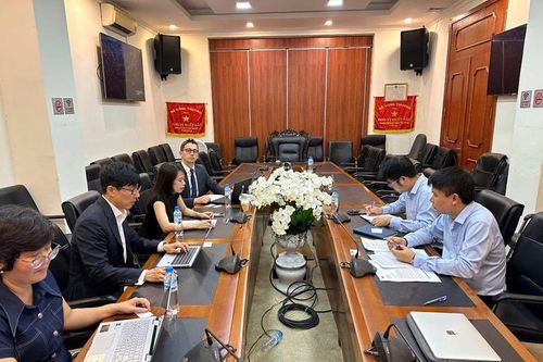 Tăng cường hợp tác Việt Nam - EU trong chuỗi cung ứng nguyên liệu thô