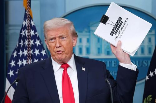 71% người Mỹ cho rằng đất nước đang đi sai hướng dưới thời Tổng thống Trump