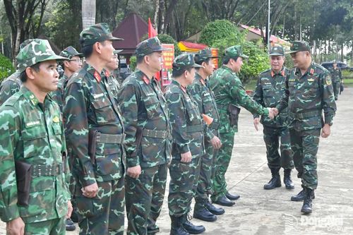 Trung tướng Lê Xuân Thế thăm, kiểm tra động viên cán bộ, chiến sĩ tại Đồng Nai