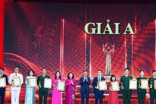 Gia Lai đoạt 4 giải thưởng tại Cuộc thi chính luận về bảo vệ nền tảng tư tưởng của Đảng lần thứ Sáu