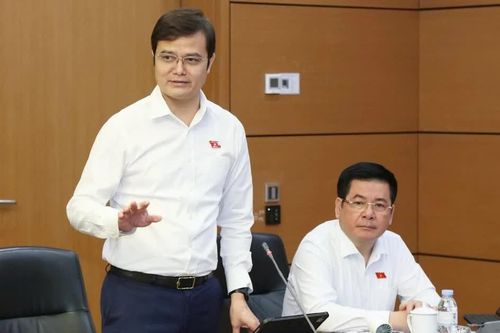 Cần làm rõ địa vị pháp lý của luật sư tập sự