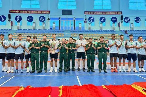 Bộ CHQS tỉnh Gia Lai vô địch môn bóng chuyền nam tại Hội thao TDTT khối thi đua trực thuộc Quân khu 5