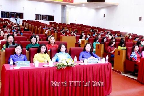 Hội nghị chia sẻ vai trò của phụ nữ trong thích ứng với biến đổi khí hậu
