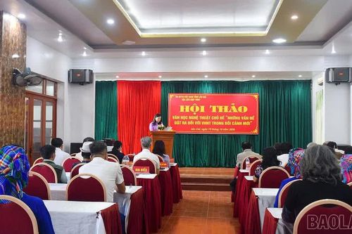 Lào Cai bàn giải pháp phát triển văn học nghệ thuật trong bối cảnh mới