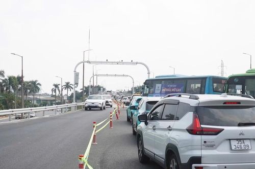 Hà Nội: Cầu Thăng Long sửa chữa ban đêm, giao thông được tổ chức thế nào?