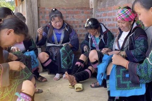 Lào Cai: Phát triển hạ tầng thiết yếu, chăm lo đời sống vùng dân tộc thiểu số