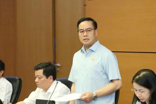 Sửa đổi toàn diện Bộ luật Hình sự để bảo vệ quyền và lợi ích hợp pháp của người dân