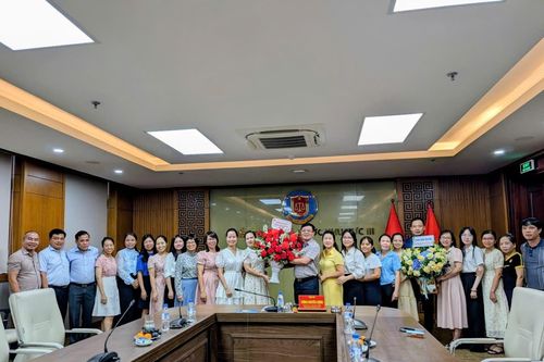 Kiểm toán nhà nước khu vực III tổ chức gặp mặt chúc mừng ngày 20/10