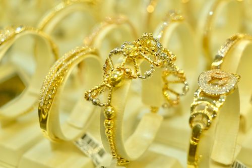Giá vàng hôm nay 19/10: Hồi phục nhẹ