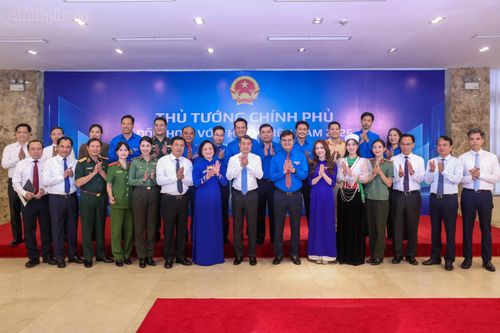 Thủ tướng yêu cầu nâng tỷ lệ lãnh đạo trẻ ở tất cả các ngành