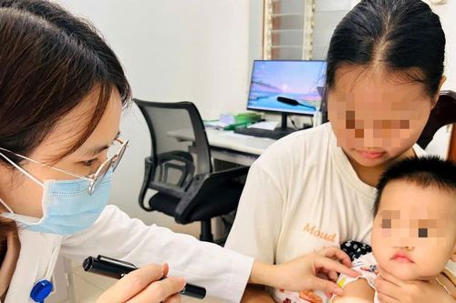 Viêm da do kiến ba khoang tăng ở Huế, cảnh báo việc tự chẩn đoán điều trị