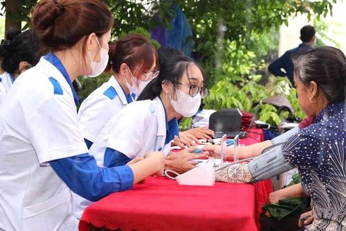 Khám sức khỏe toàn dân: Tăng tốc, bảo đảm chất lượng