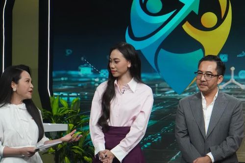 Đạo diễn Hoàng Công Cường phá lệ trước cô gái từng thi 'Miss World Vietnam'