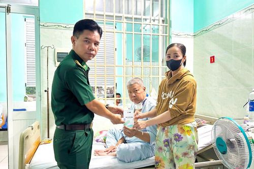 Ấm tình đồng đội, lan tỏa yêu thương nơi biên giới Cà Mau