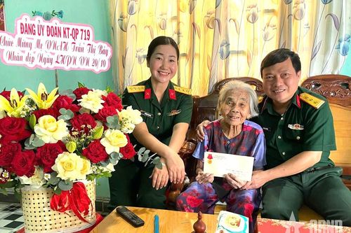 Sôi nổi các hoạt động kỷ niệm Ngày Phụ nữ Việt Nam 20-10 tại Đoàn Kinh tế-Quốc phòng 719