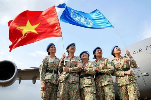 Vẻ đẹp người phụ nữ qua những khuôn hình lịch sử