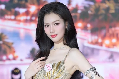 Người đẹp gen Z Nguyễn Yến Trang coi Hoa hậu Việt Nam như một thử thách lớn để khẳng định bản thân