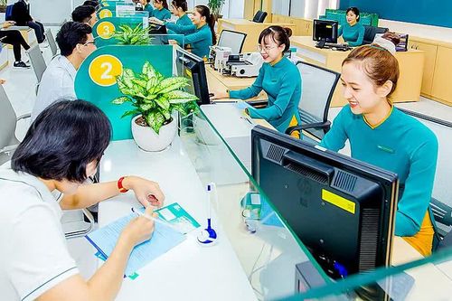 Giảm lãi suất, tiếp sức doanh nghiệp