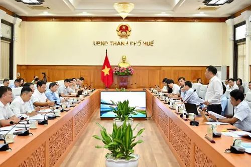 ACV và TP Huế nghiên cứu tăng đầu tư hạ tầng sân bay Phú Bài