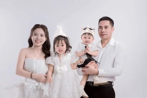 'Dù chỉ còn 1% vẫn tìm con': Quả ngọt sau một thập kỷ và ước nguyện 20/10 của người mẹ kiên cường