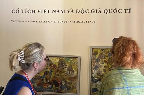 Triển lãm 'Tiếng vọng dân gian': Tôn vinh hình tượng phụ nữ Việt trong văn hóa dân gian